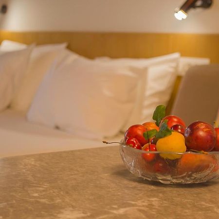 Kalypso Studios & Rooms باليوخورا المظهر الخارجي الصورة