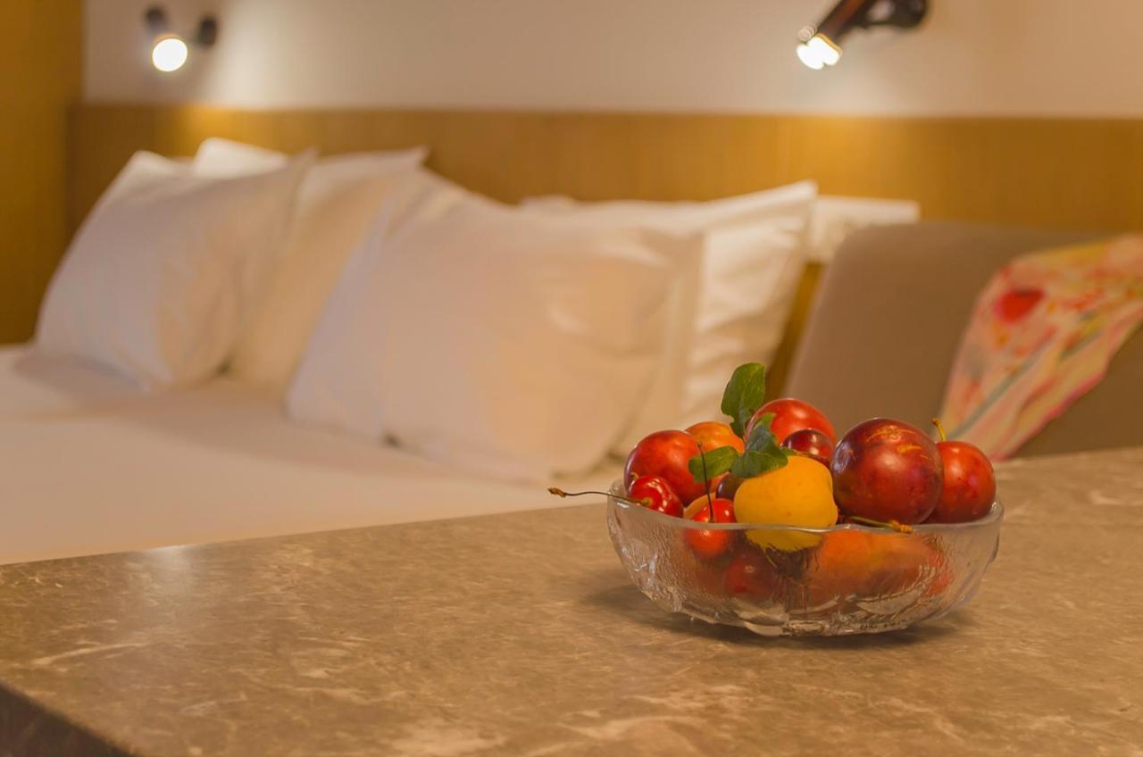 Kalypso Studios & Rooms باليوخورا المظهر الخارجي الصورة
