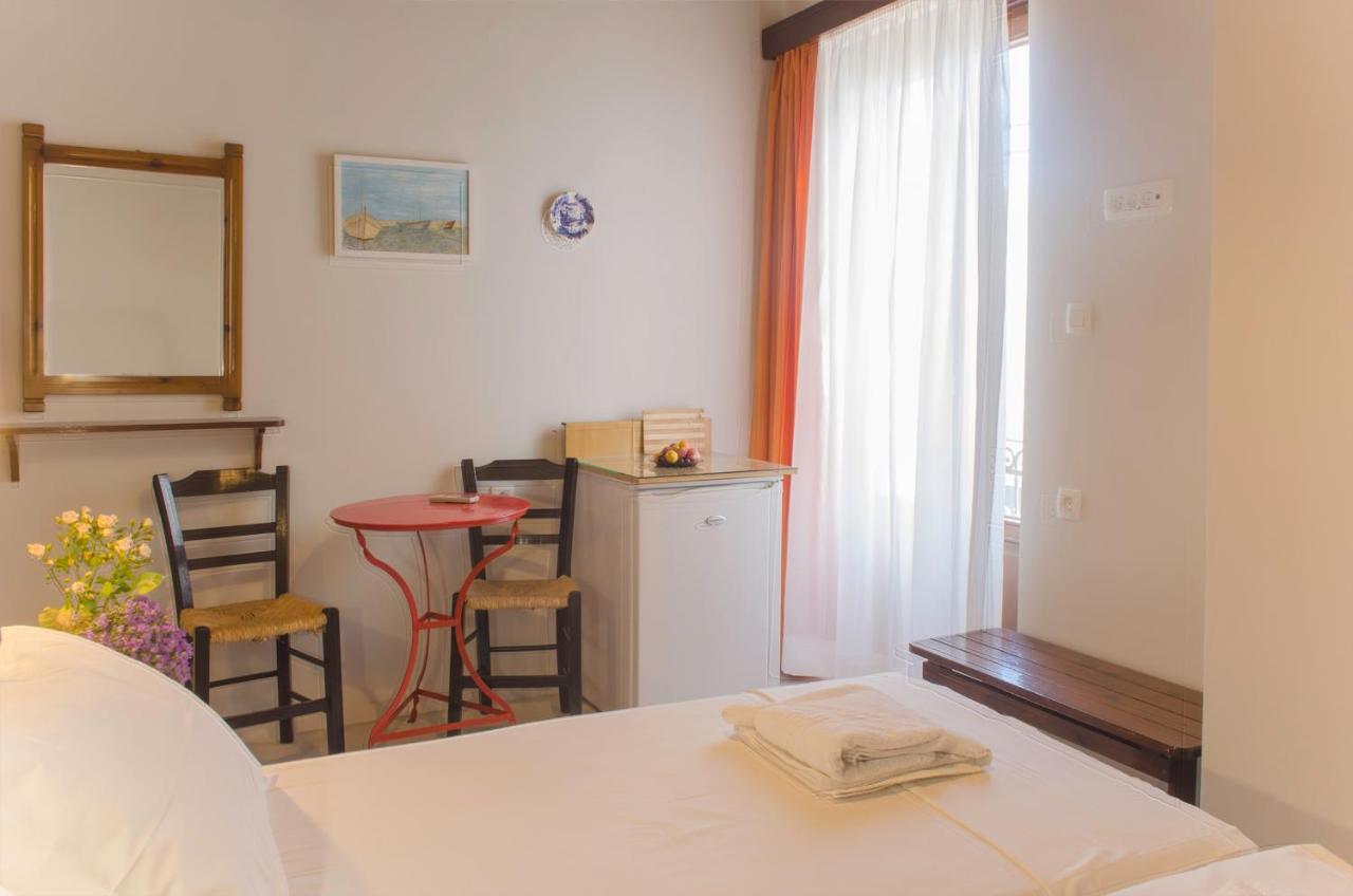 Kalypso Studios & Rooms باليوخورا المظهر الخارجي الصورة