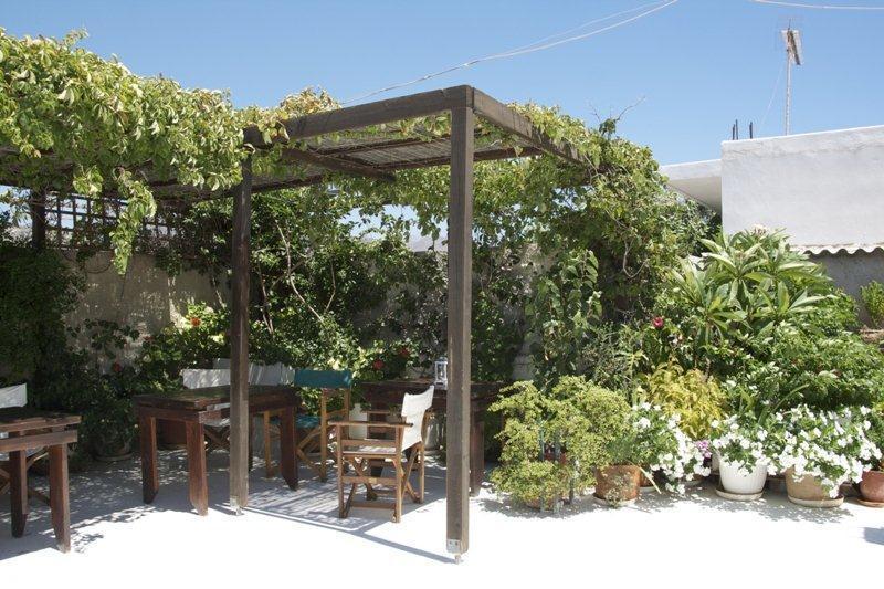 Kalypso Studios & Rooms باليوخورا المظهر الخارجي الصورة